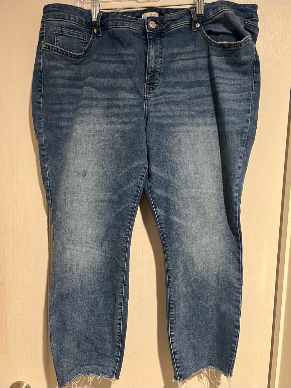 Women’s Wonderly Mid-Rise Skinny crop  Jeans in Faded Blue
